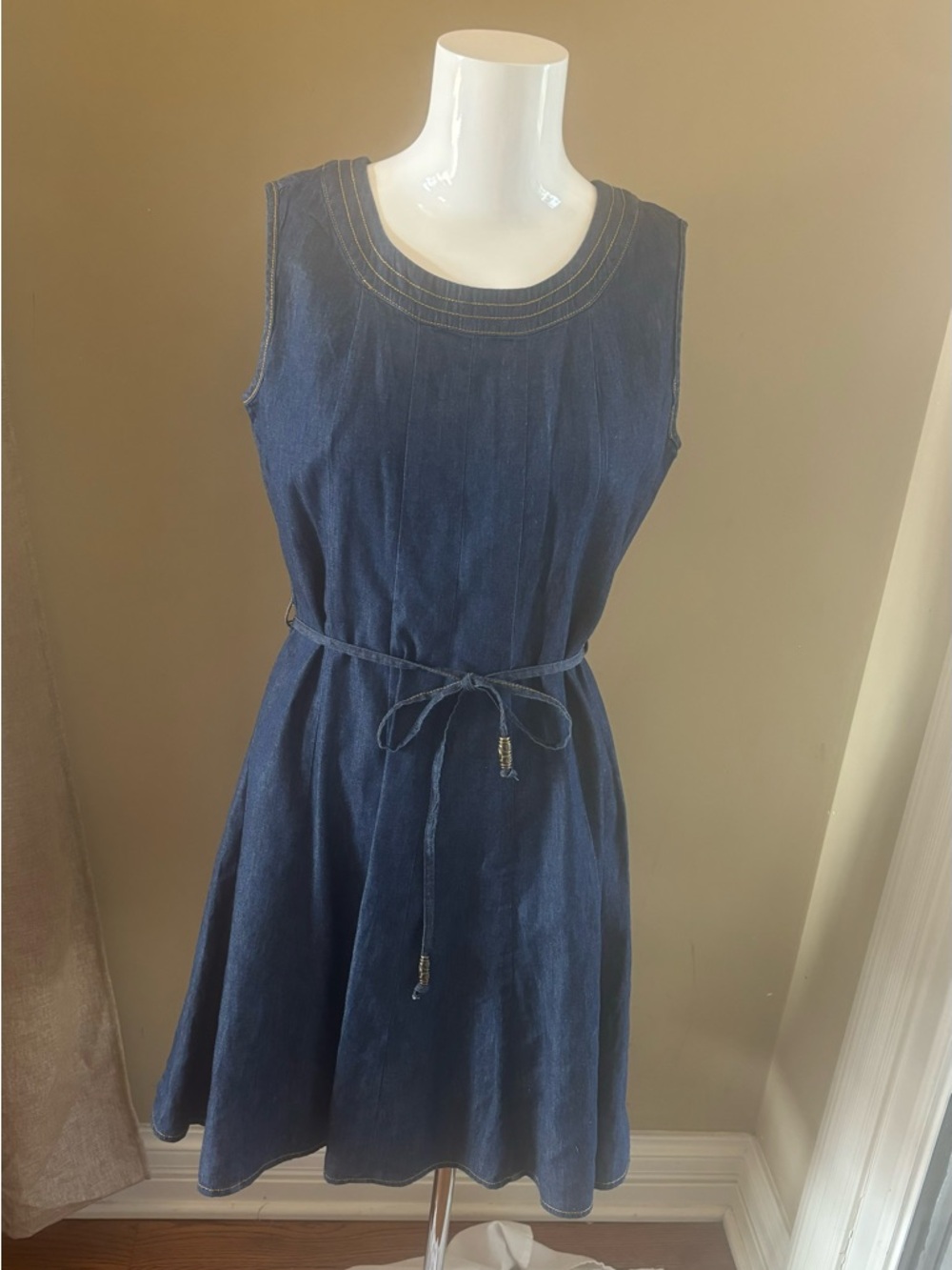 Blue’t Dark Wash Chambray Sleeveless A-Line Dress With Belt Women’s Size 4